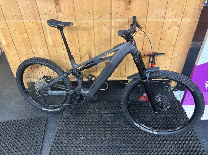 8e5d59216b5e9f94da3ddd72f3eb193f_large